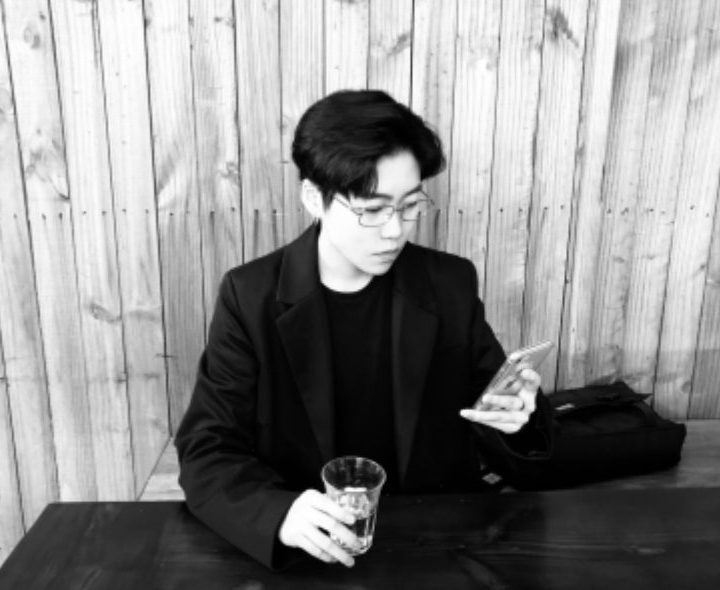 Piano teacher Ms Jingyi Pan